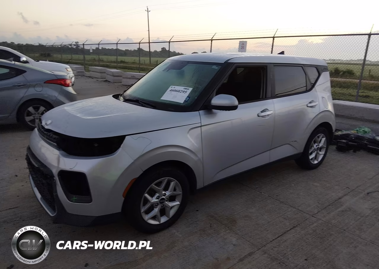 2021 Kia Soul S VIN:KNDJ23AU5M7770600 - 2