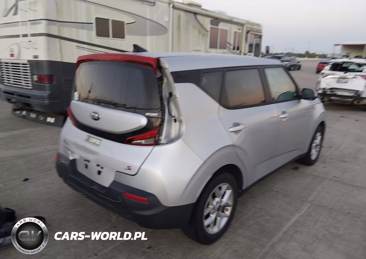 2021 Kia Soul S VIN:KNDJ23AU5M7770600 - 4