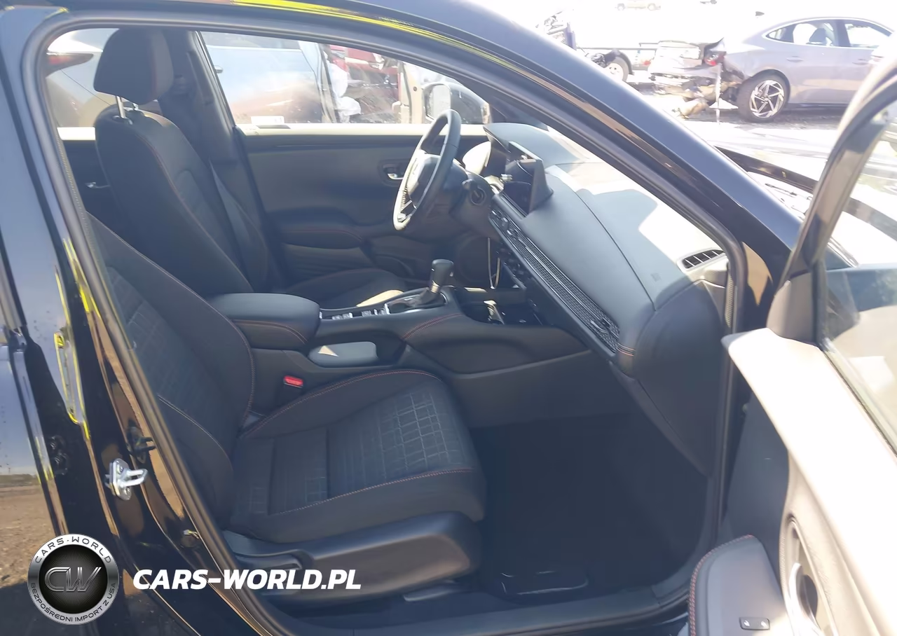 2027 Honda Hr-V Sport Awd VIN:3CZRZ2H5XVM715763 - 5