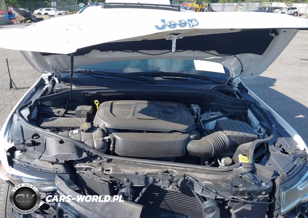 2021 Jeep Grand Cherokee Limited 4X4 VIN:1C4RJFBG2MC826807 - 10
