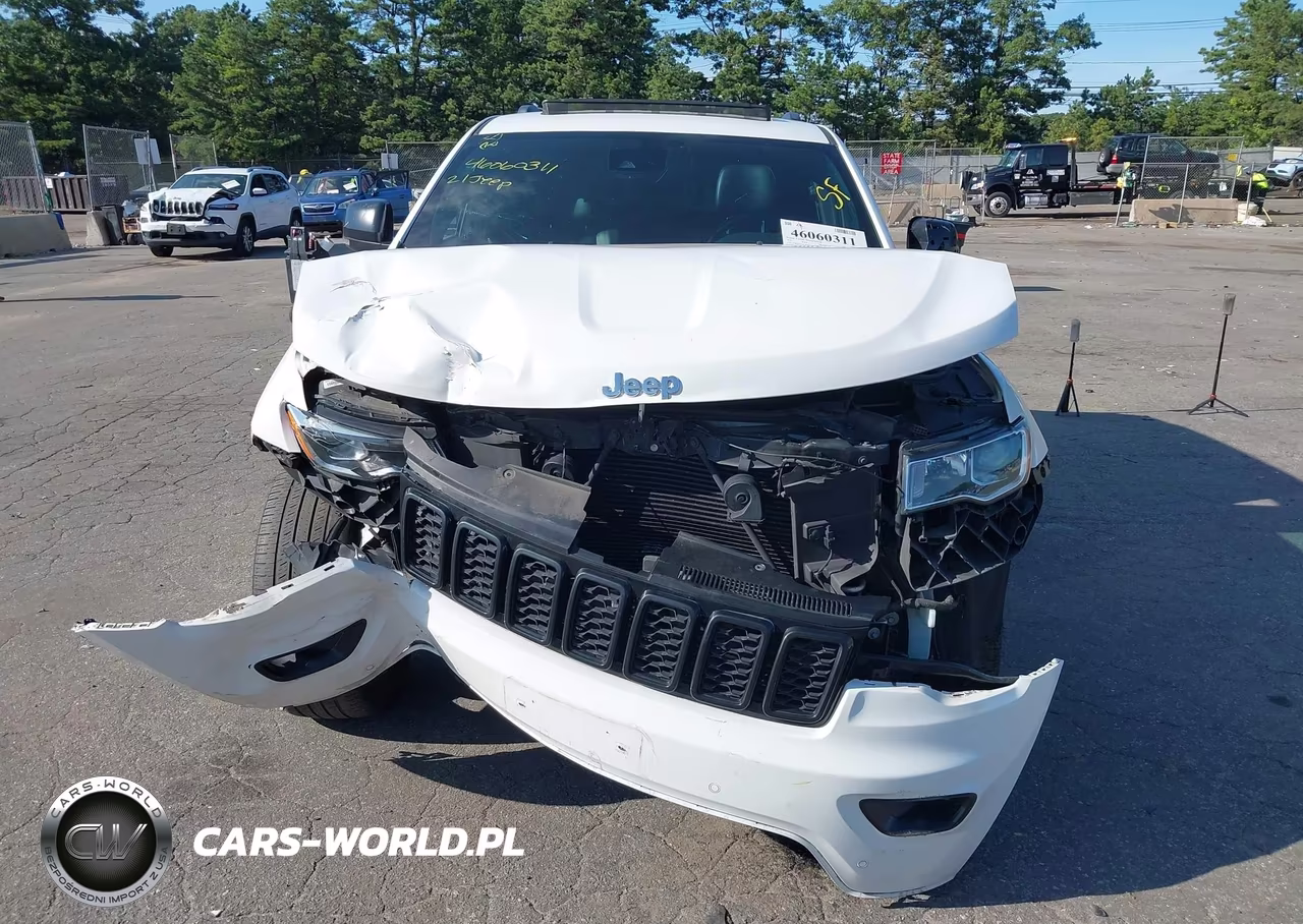 2021 Jeep Grand Cherokee Limited 4X4 VIN:1C4RJFBG2MC826807 - 12