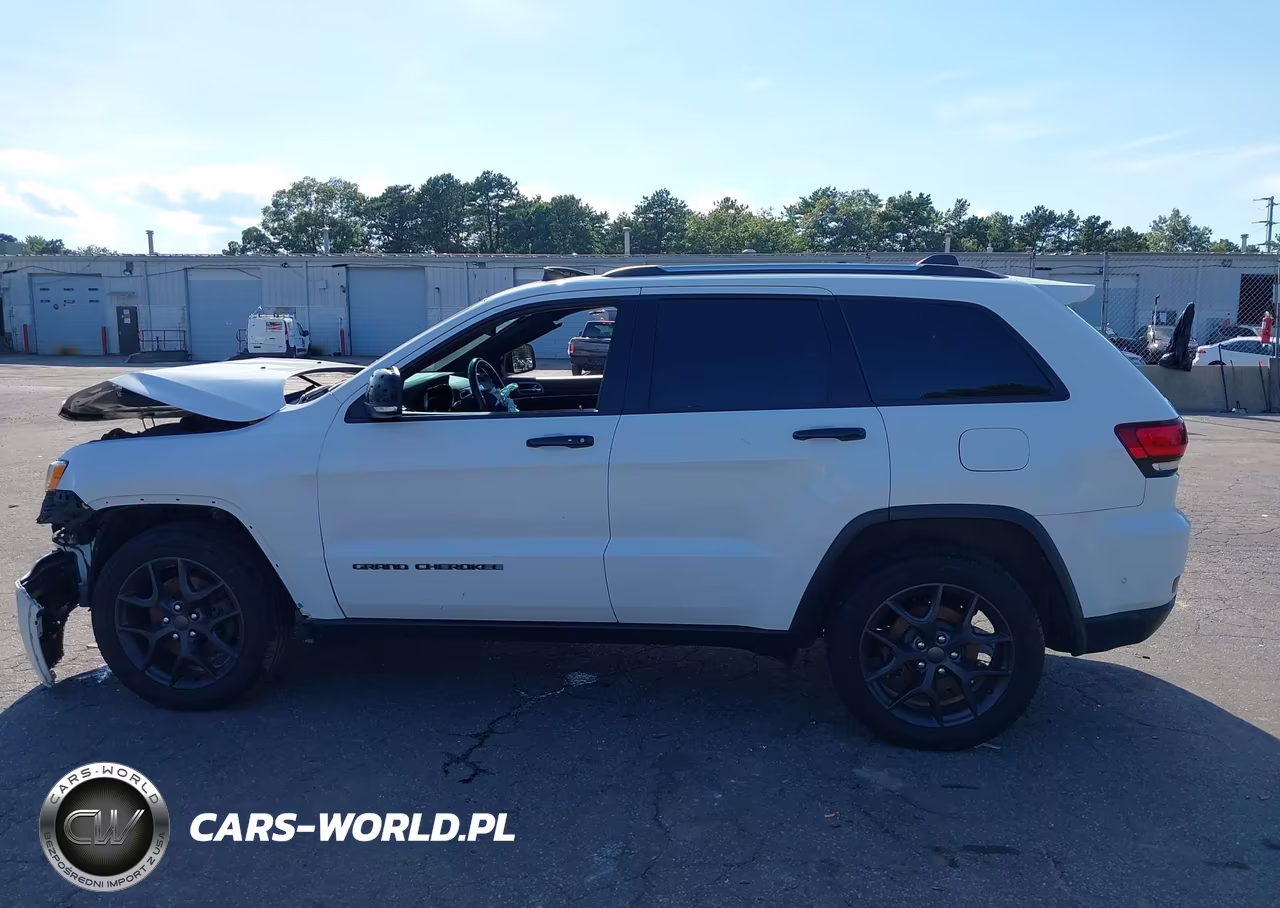 2021 Jeep Grand Cherokee Limited 4X4 VIN:1C4RJFBG2MC826807 - 14