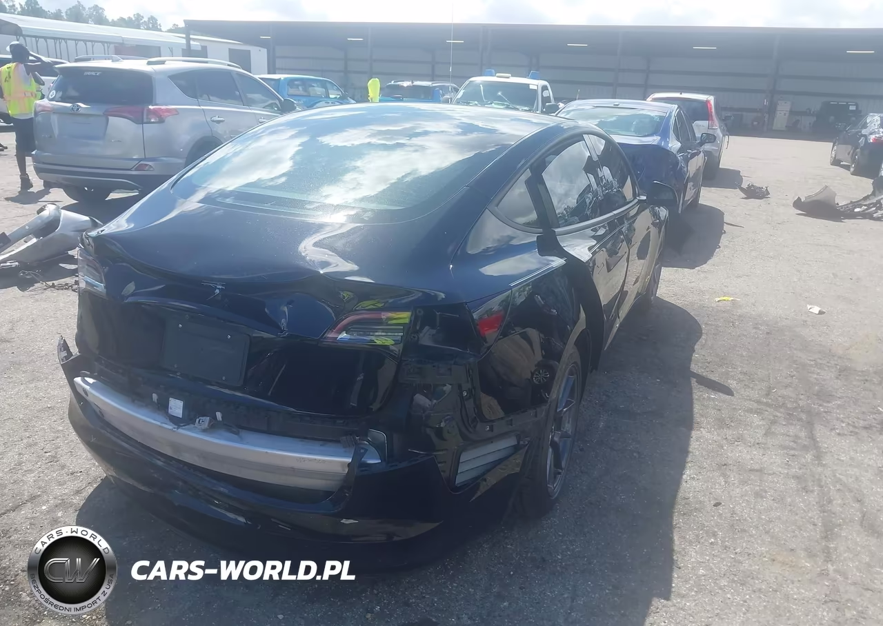 2021 Tesla Model 3 Standard Range Plus Rear-Wheel Drive VIN:5YJ3E1EA7MF859325 - 4