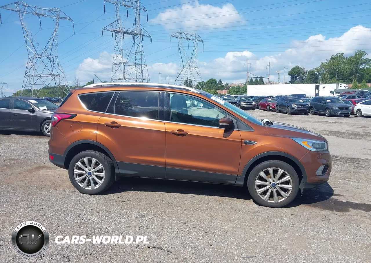 2017 Ford Escape Titanium VIN:1FMCU9JD8HUC06383 - 13