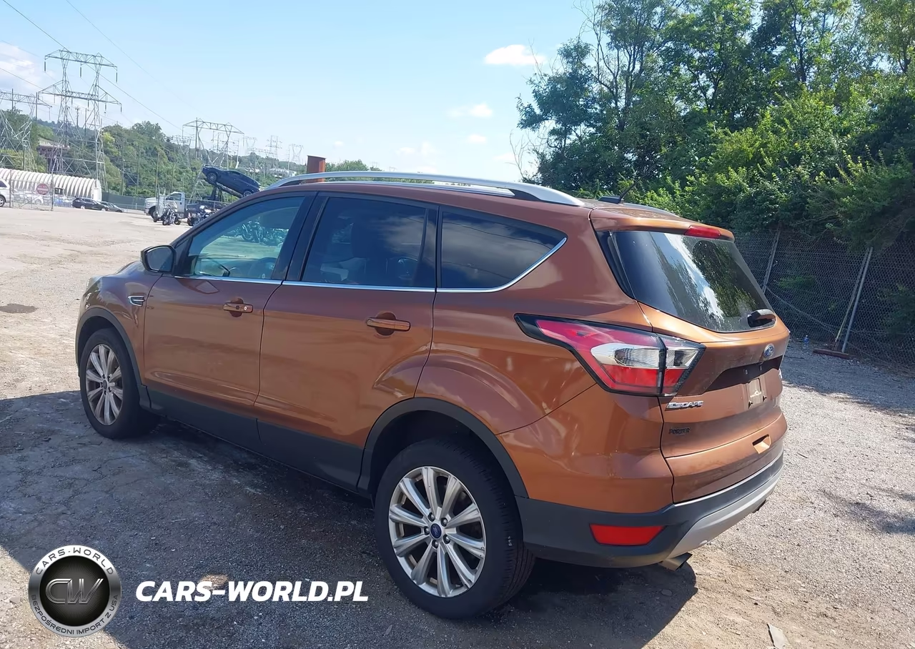2017 Ford Escape Titanium VIN:1FMCU9JD8HUC06383 - 3