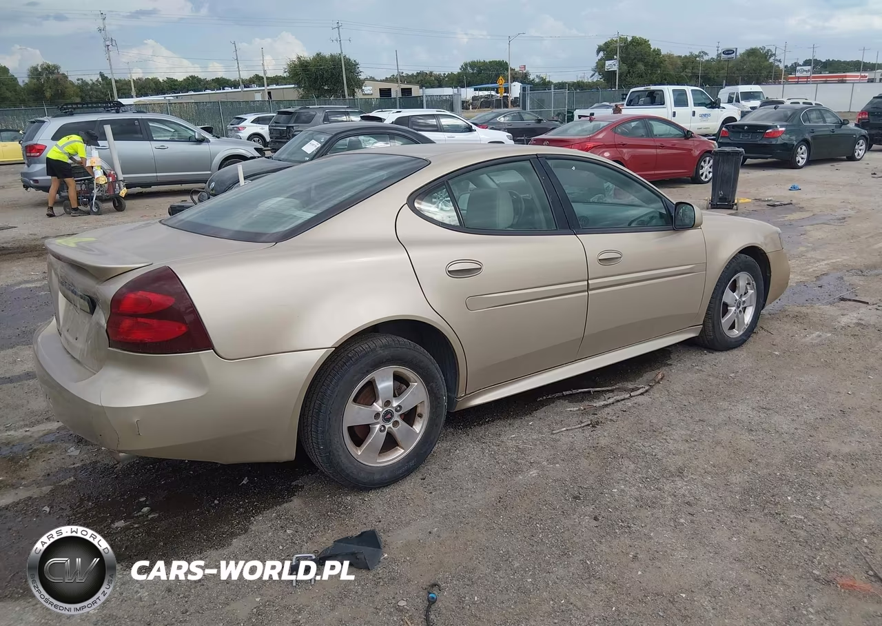 2005 Pontiac Grand Prix VIN:2G2WP522551307035 - 4
