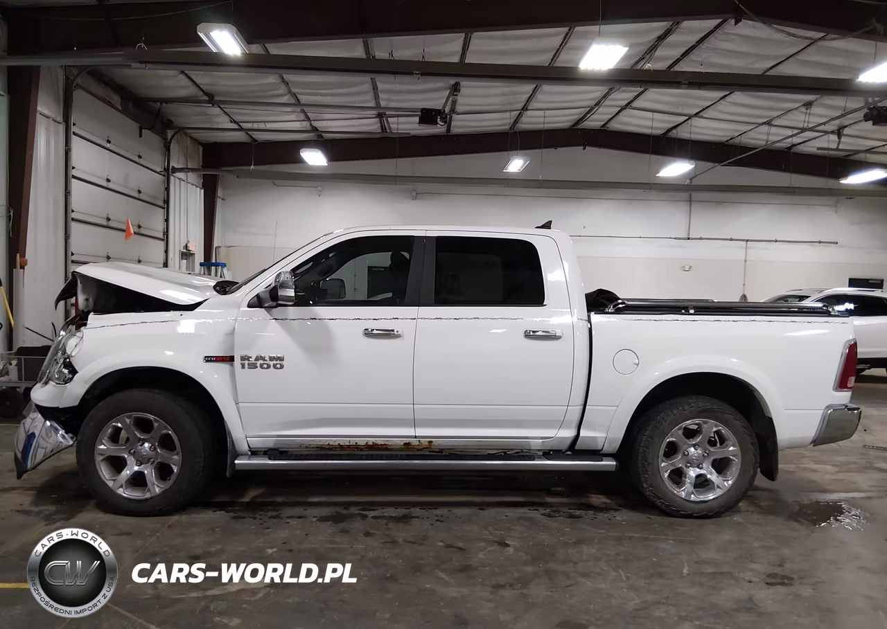 2017 Ram 1500 Laramie 4X4 5'7 Box VIN:1C6RR7NM4HS883111 - 14