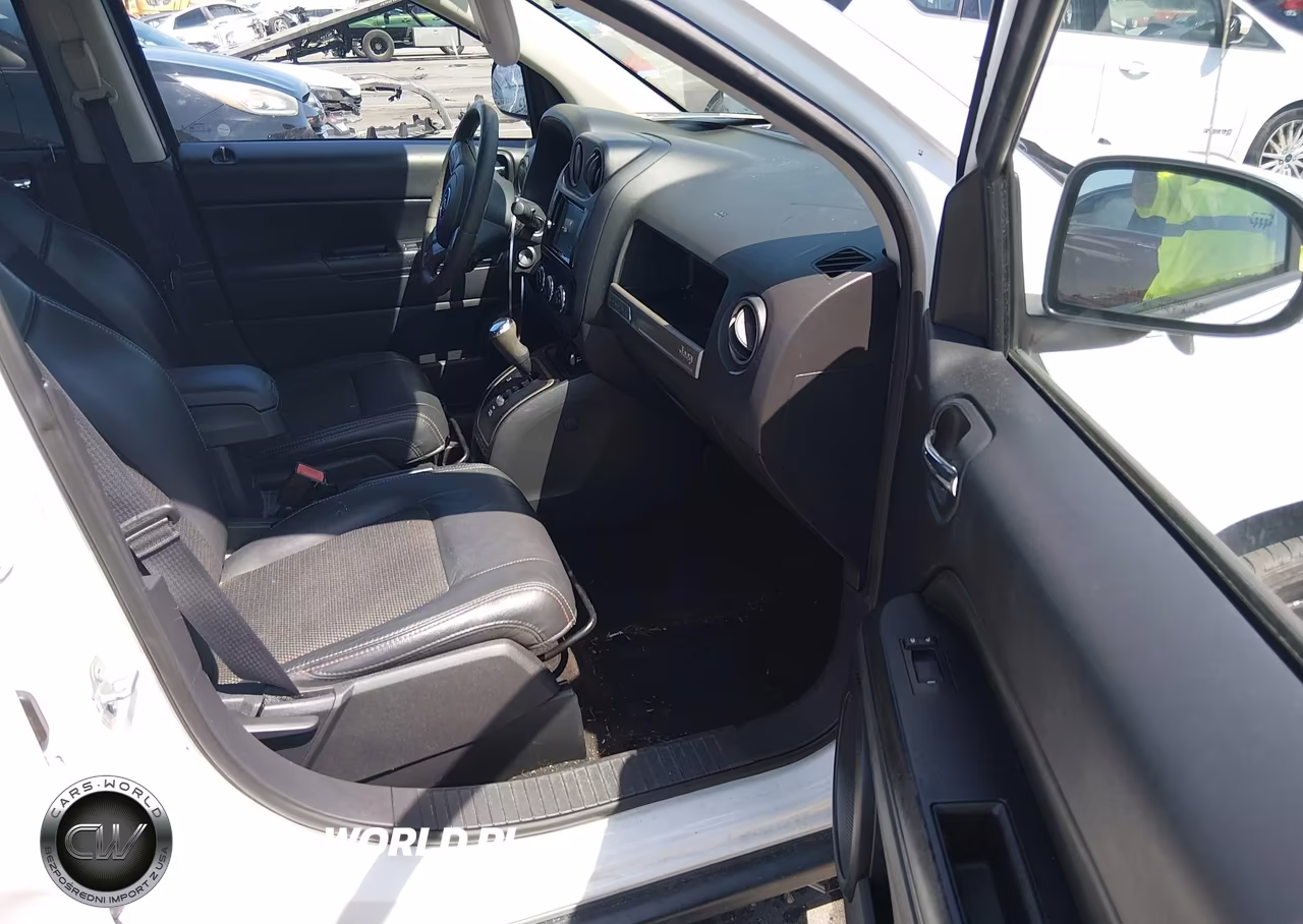 2016 Jeep Compass 75Th Anniversary VIN:1C4NJDBB4GD673126 - 5