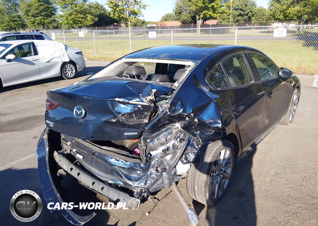 2021 Mazda Mazda3 Preferred VIN:3MZBPBCM2MM208928 - 4