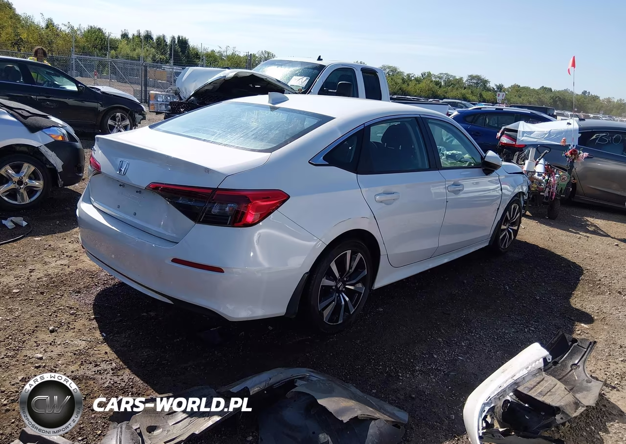 2024 Honda Civic Ex VIN:2HGFE1F74RH330773 - 4