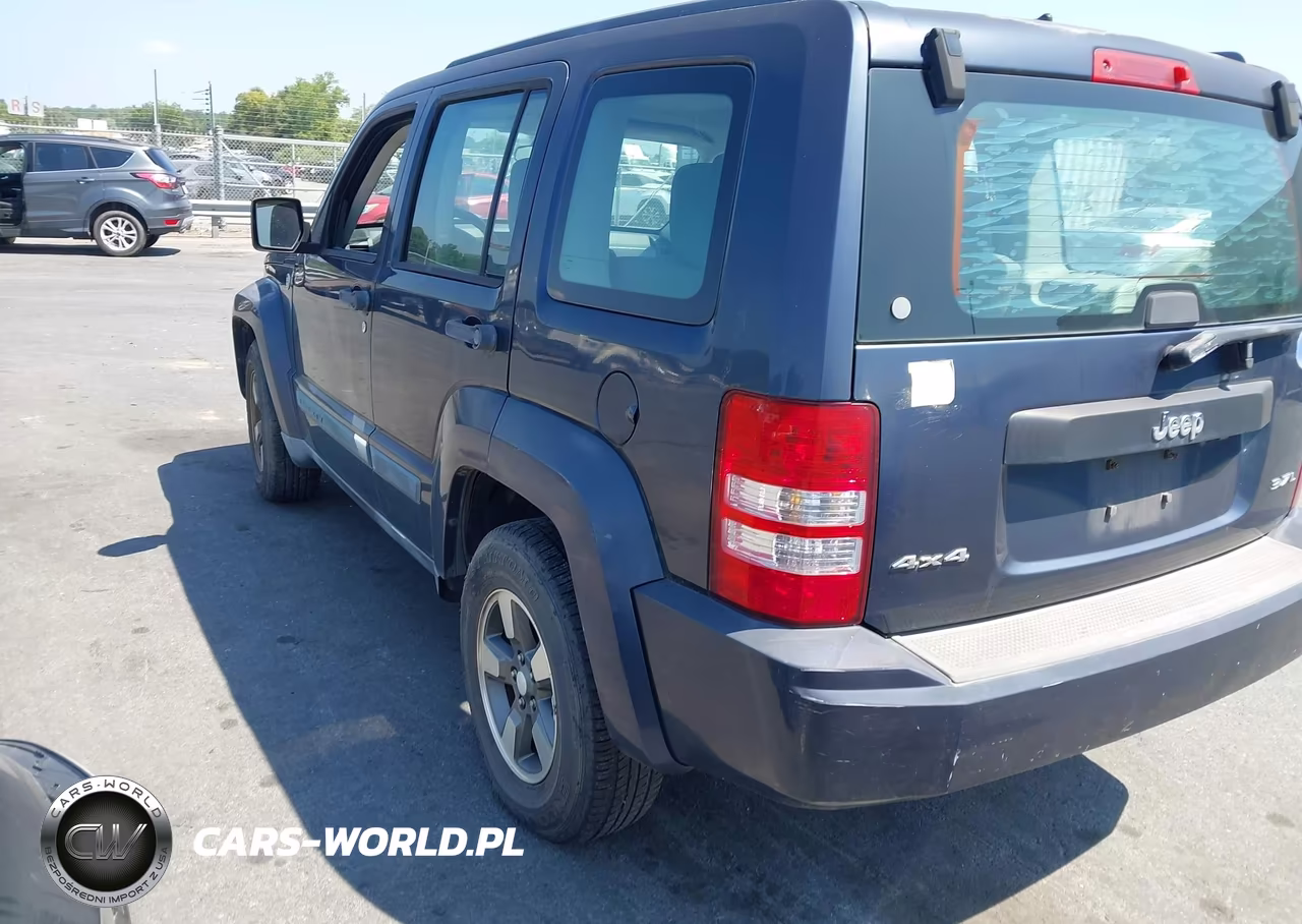 2008 Jeep Liberty Sport VIN:1J8GN28K58W279514 - 3
