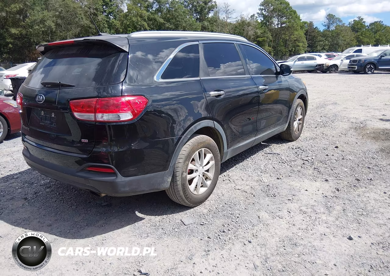 2017 Kia Sorento 2.4L Lx VIN:5XYPG4A33HG216621 - 4