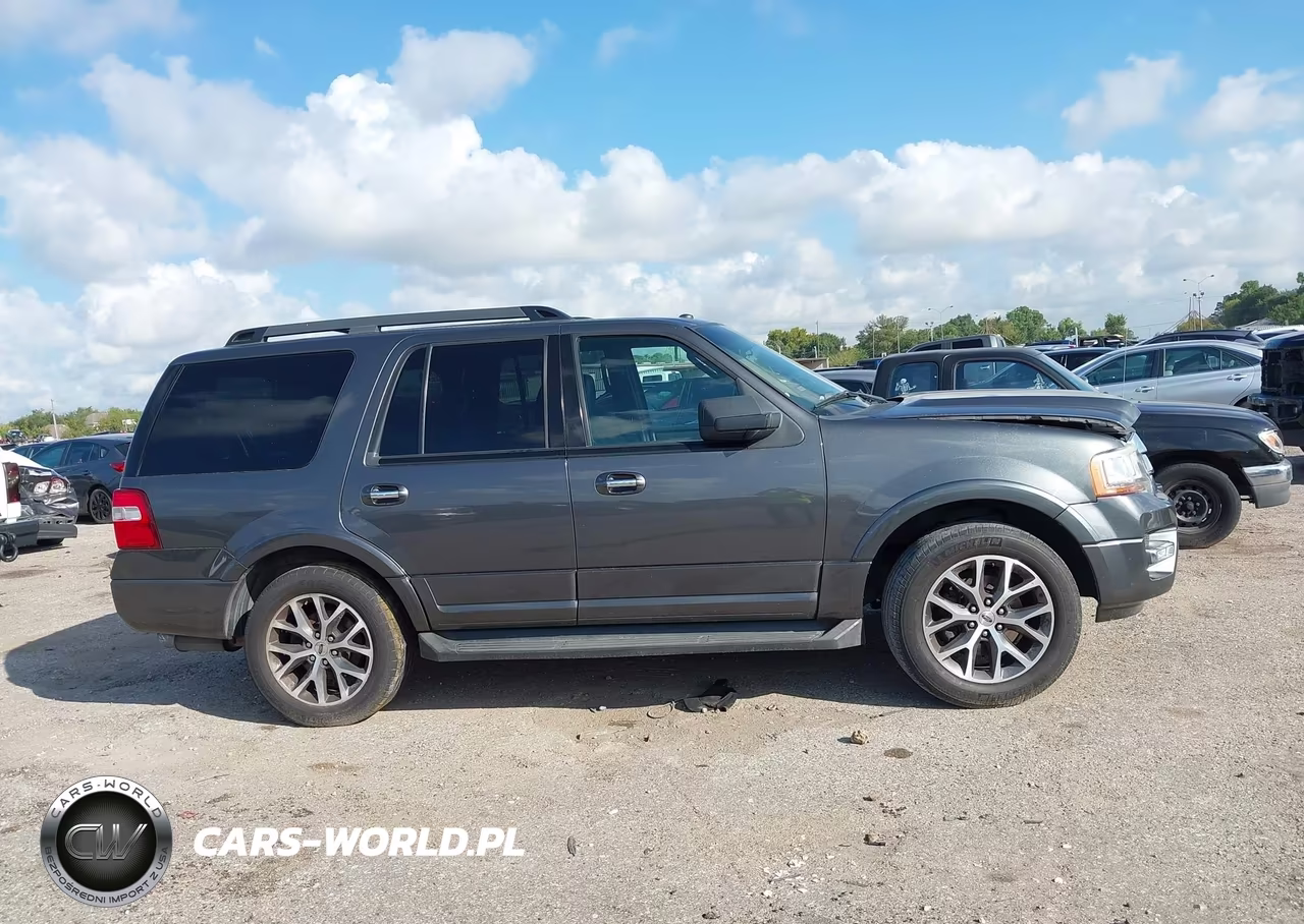2015 Ford Expedition Xlt VIN:1FMJU1HT2FEF03419 - 12