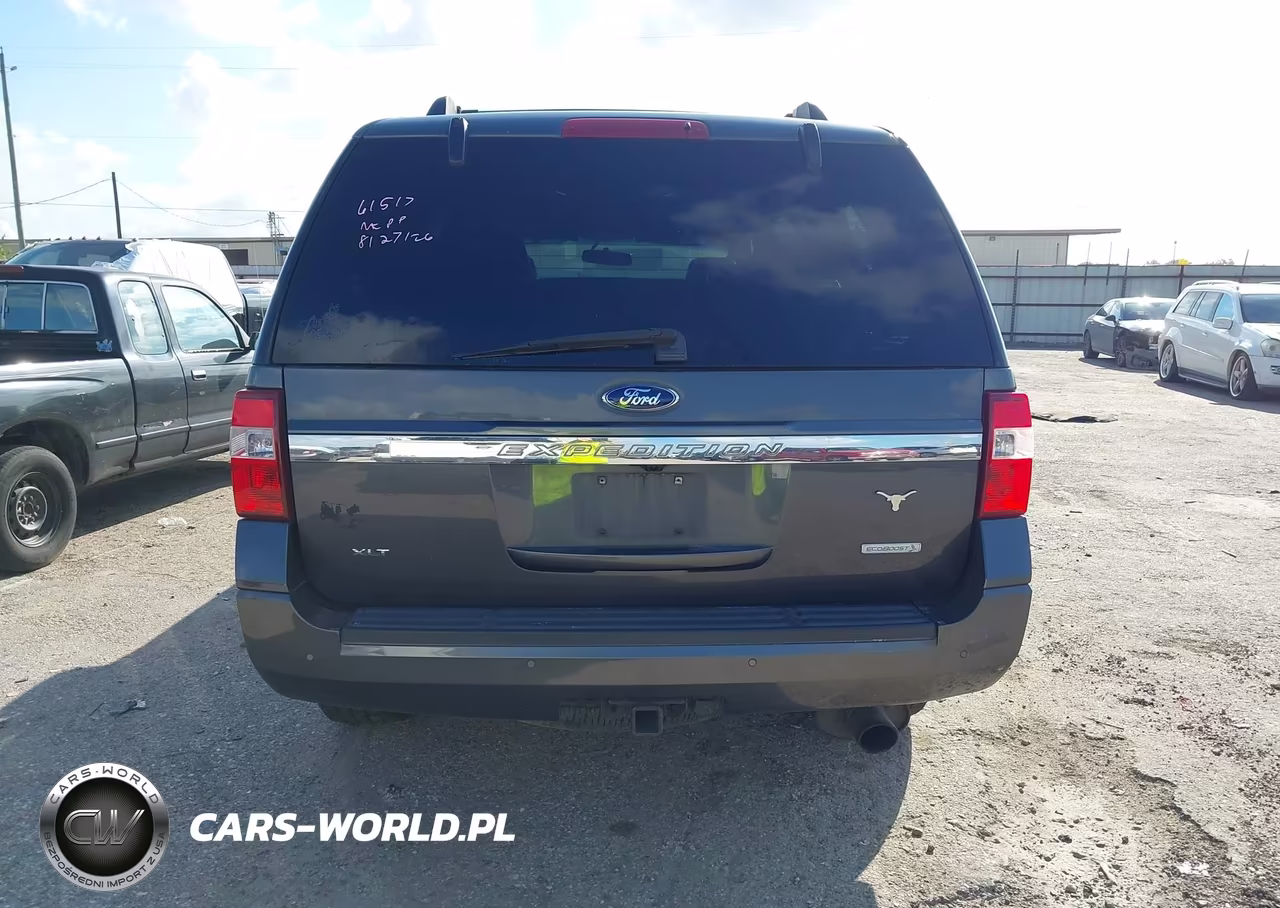 2015 Ford Expedition Xlt VIN:1FMJU1HT2FEF03419 - 15
