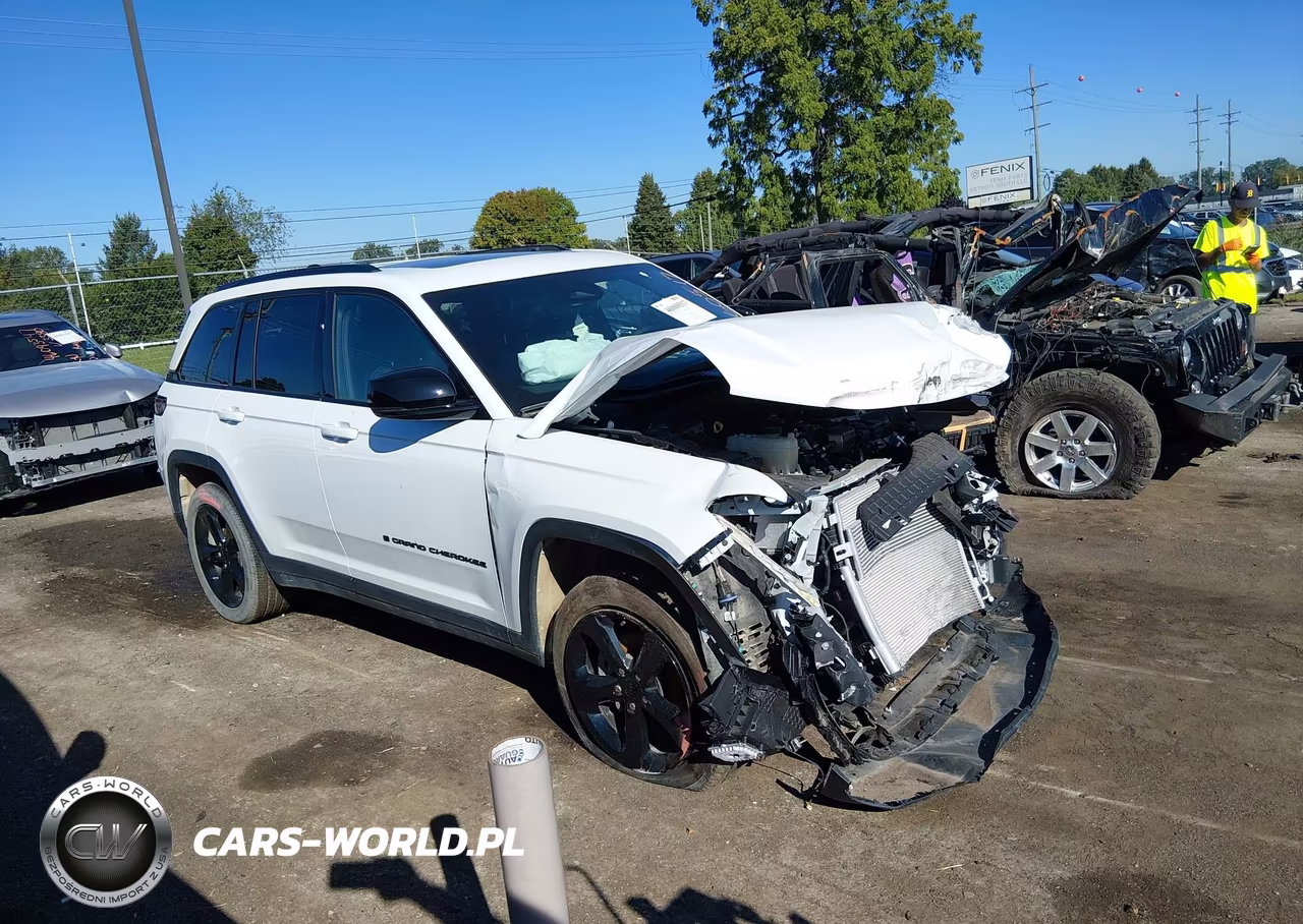 2024 Jeep Grand Cherokee Altitude X 4X4 VIN:1C4RJHAG3RC156298 - 1
