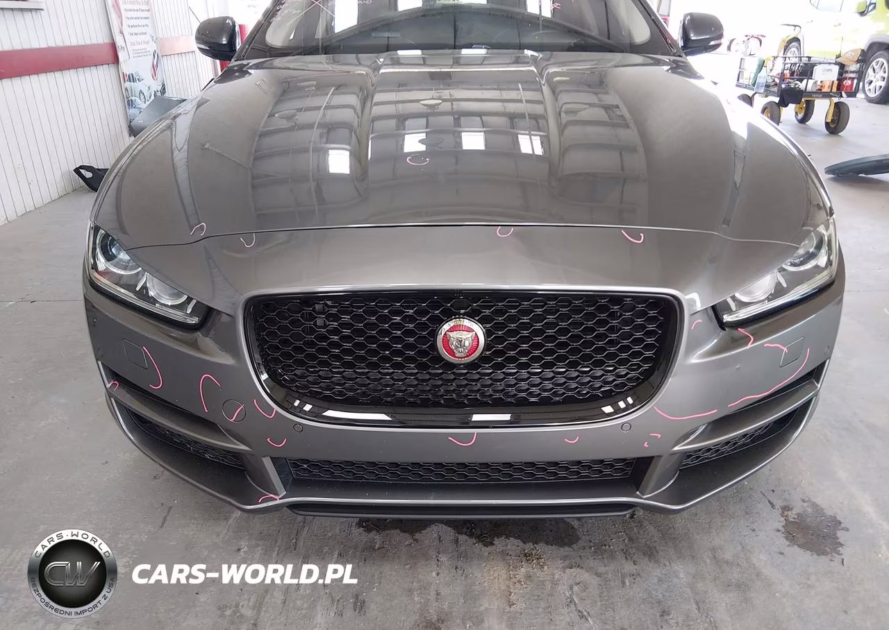 2017 Jaguar Xe 25T Prestige VIN:SAJAE4BG0HA964371 - 13