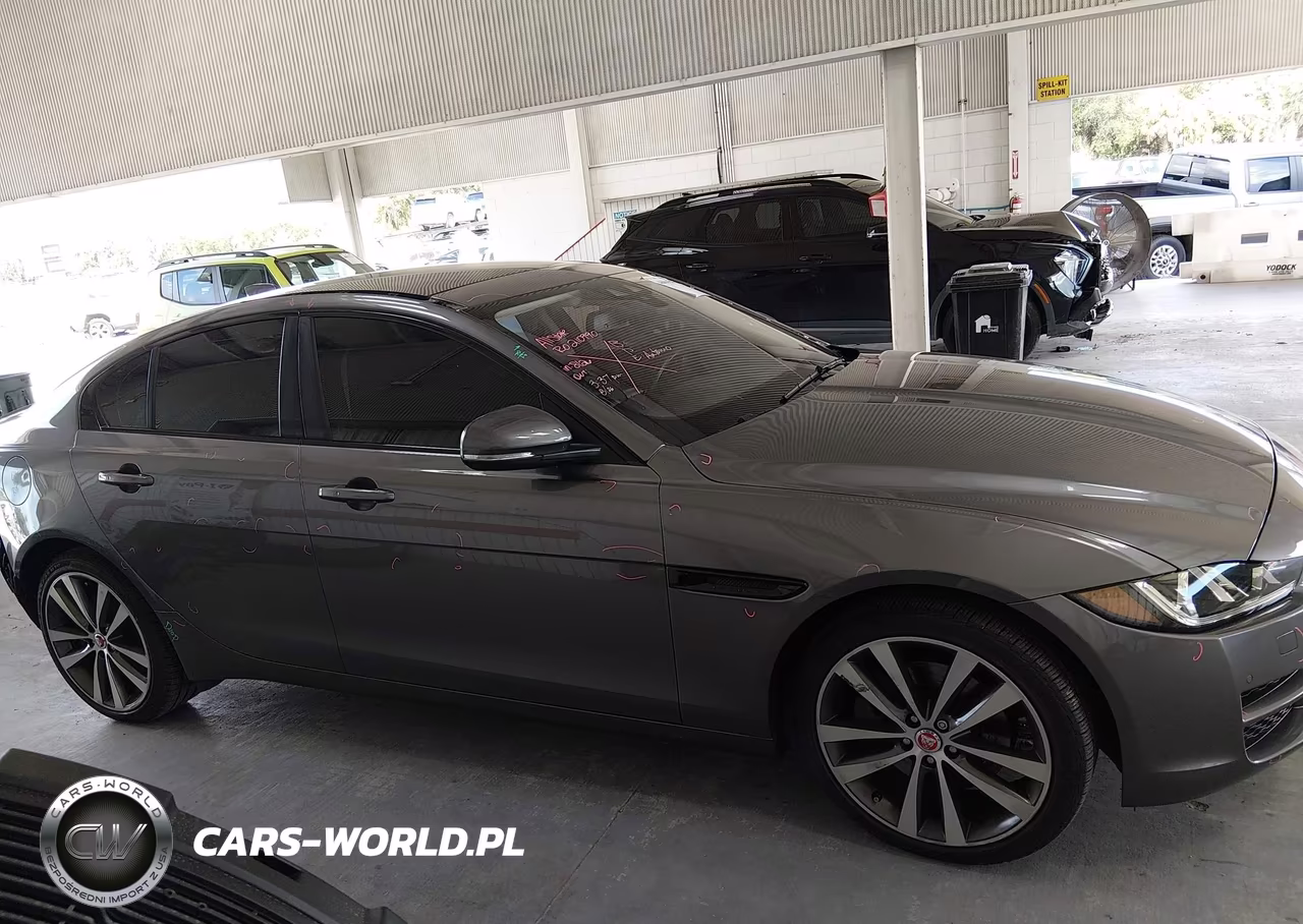 2017 Jaguar Xe 25T Prestige VIN:SAJAE4BG0HA964371 - 14