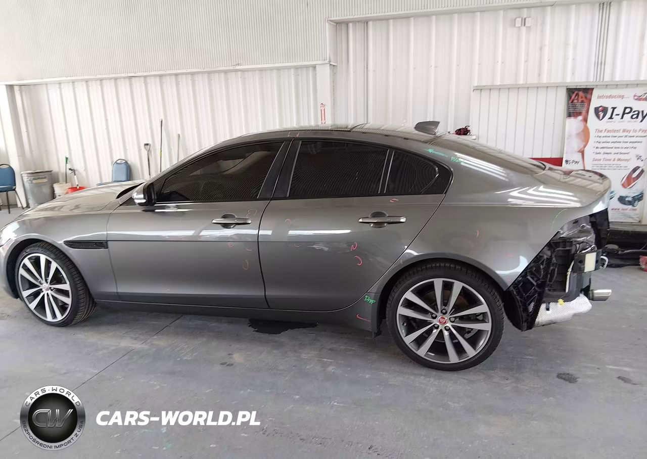 2017 Jaguar Xe 25T Prestige VIN:SAJAE4BG0HA964371 - 15