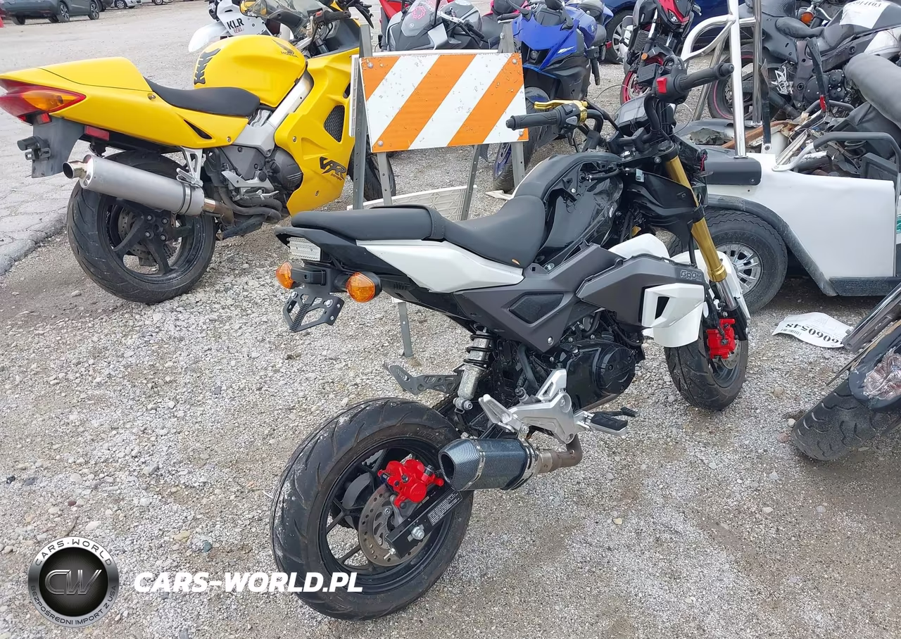 2018 Honda Grom VIN:MLHJC7511J5004579 - 4