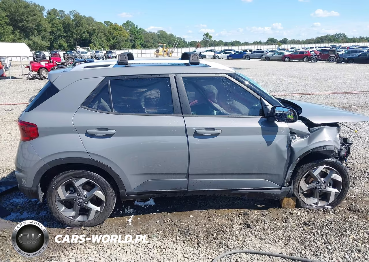 2023 Hyundai Venue Sel VIN:KMHRC8A31PU223829 - 13