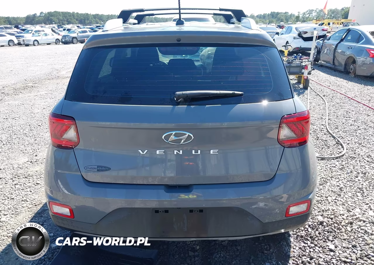 2023 Hyundai Venue Sel VIN:KMHRC8A31PU223829 - 16