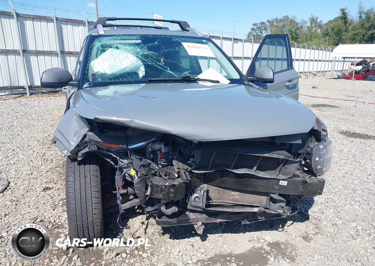 2023 Hyundai Venue Sel VIN:KMHRC8A31PU223829 - 6