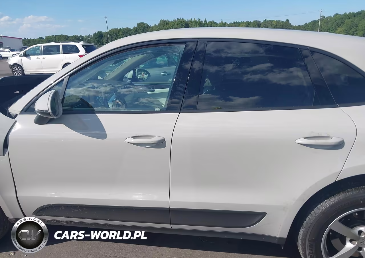 2021 Porsche Macan VIN:WP1AA2A52MLB12681 - 14