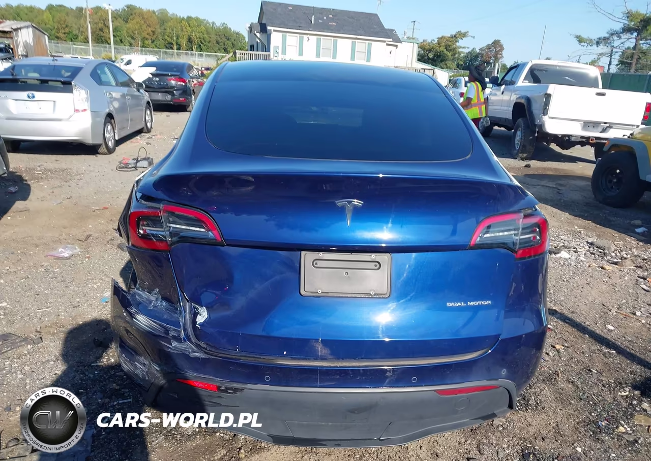 2022 Tesla Model Y Long Range Dual Motor All-Wheel Drive VIN:7SAYGAEE7NF465220 - 16