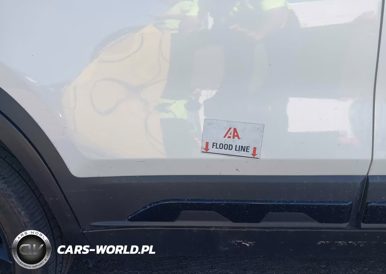 2024 Kia Seltos X-Line VIN:KNDEUCA77R7588264 - 6