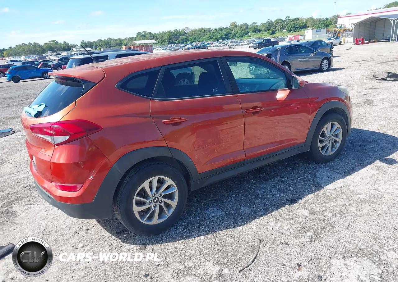 2017 Hyundai Tucson Se VIN:KM8J23A41HU390852 - 4