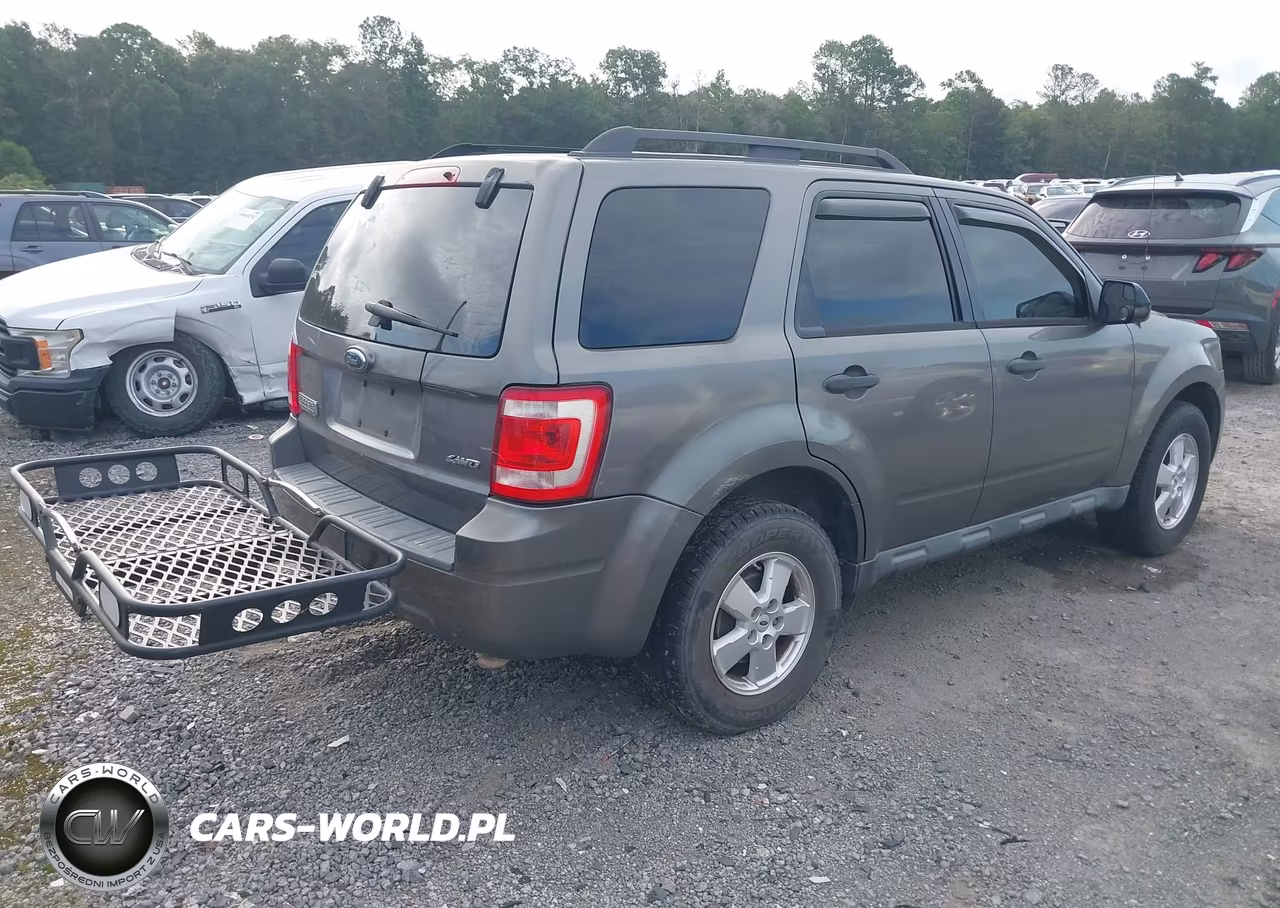 2009 Ford Escape Xlt VIN:1FMCU93G99KA07833 - 4