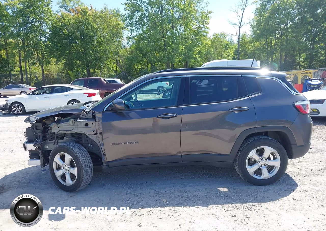 2018 Jeep Compass Latitude 4X4 VIN:3C4NJDBB6JT436509 - 14