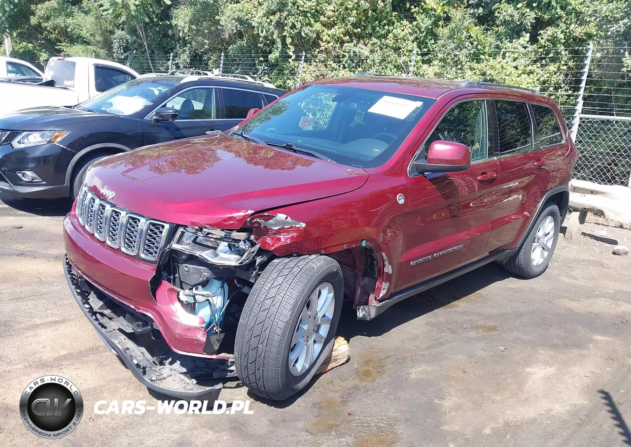 2021 Jeep Grand Cherokee Laredo E 4X4 VIN:1C4RJFAGXMC691092 - 2