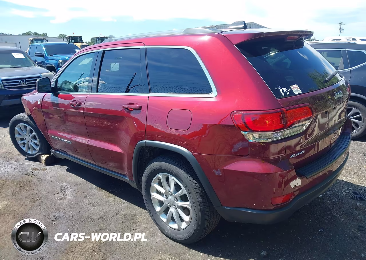 2021 Jeep Grand Cherokee Laredo E 4X4 VIN:1C4RJFAGXMC691092 - 3