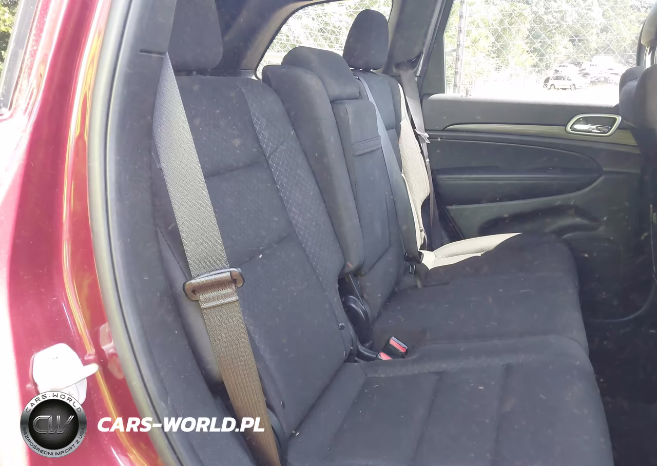 2021 Jeep Grand Cherokee Laredo E 4X4 VIN:1C4RJFAGXMC691092 - 8