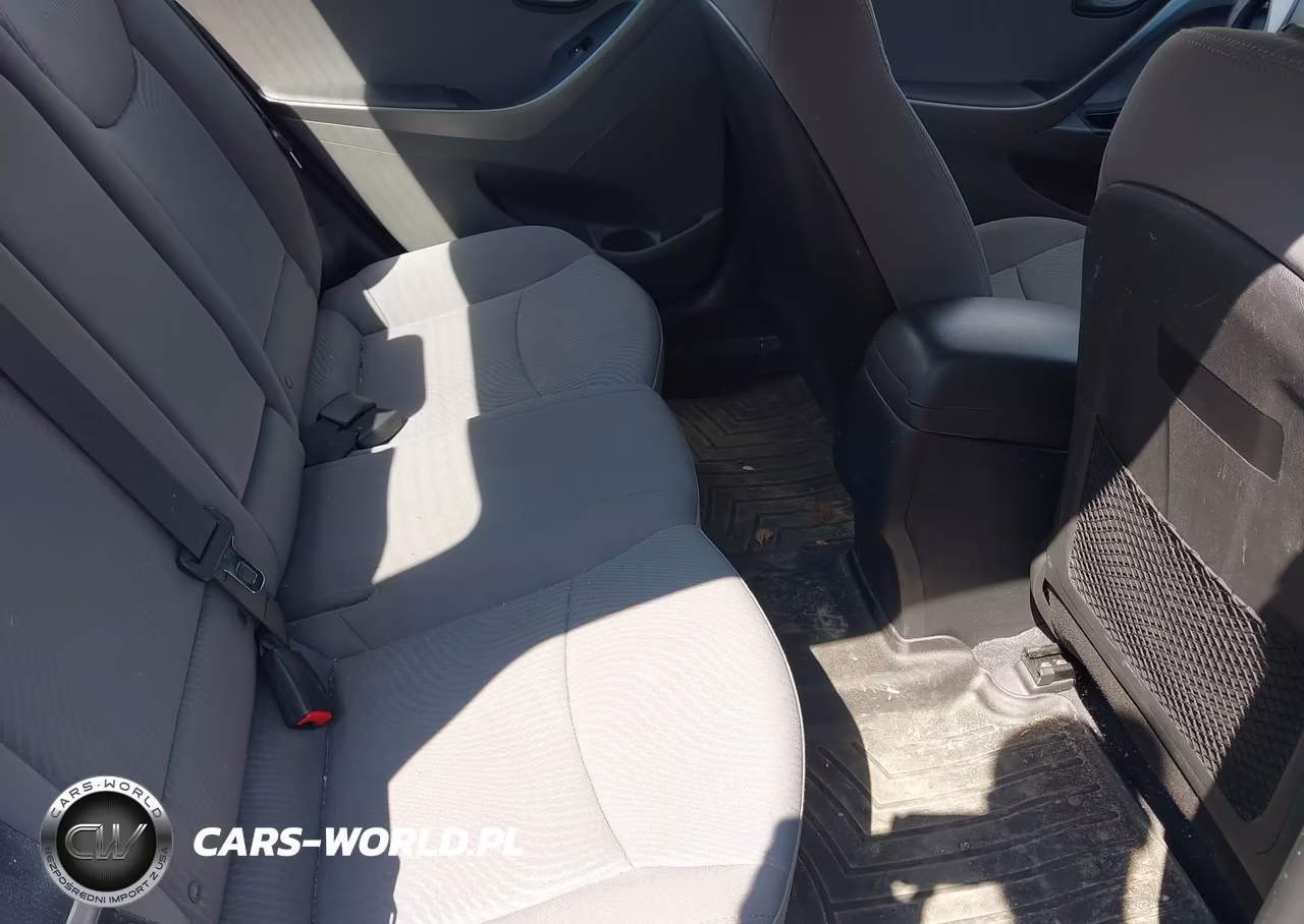 2016 Hyundai Elantra Se VIN:5NPDH4AE5GH668157 - 8