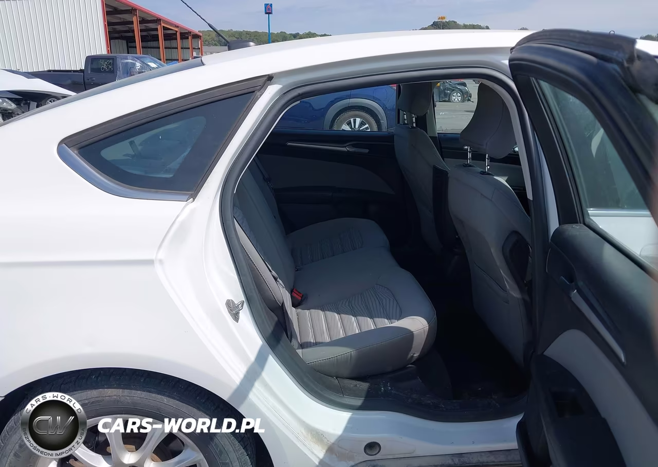 2016 Ford Fusion S VIN:3FA6P0G75GR213017 - 8