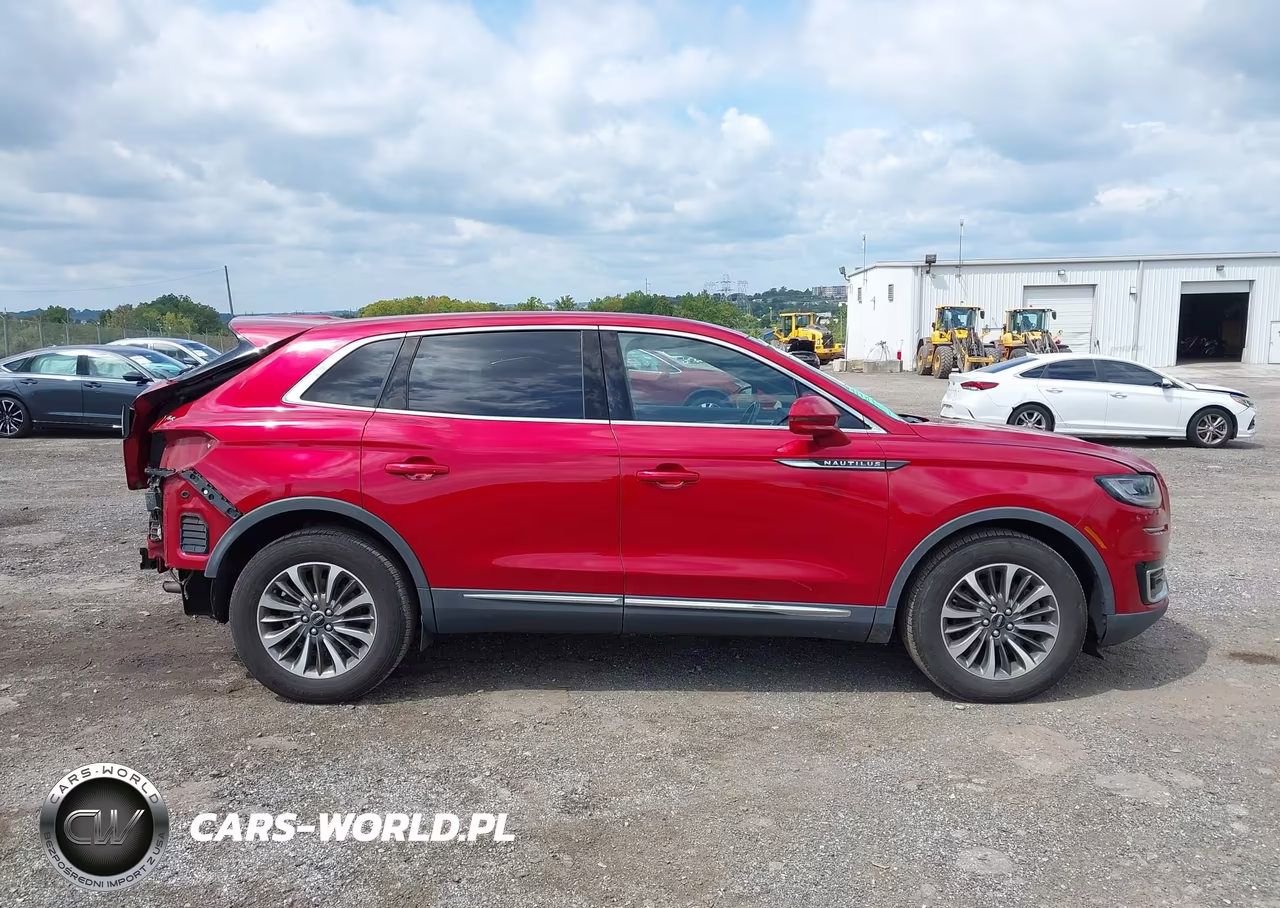 2020 Lincoln Nautilus Standard VIN:2LMPJ8J96LBL08719 - 13