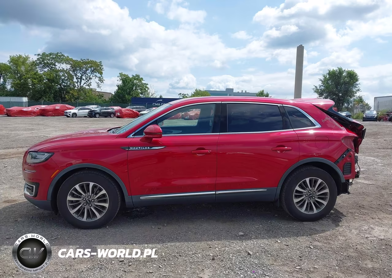 2020 Lincoln Nautilus Standard VIN:2LMPJ8J96LBL08719 - 14