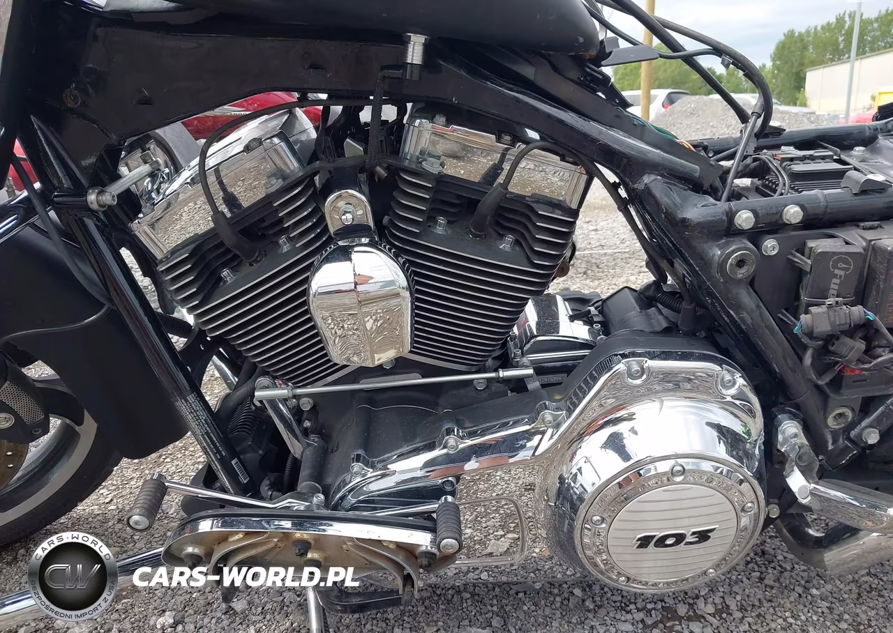 2012 Harley-Davidson Flhx Street Glide VIN:1HD1KBM11CB633739 - 9