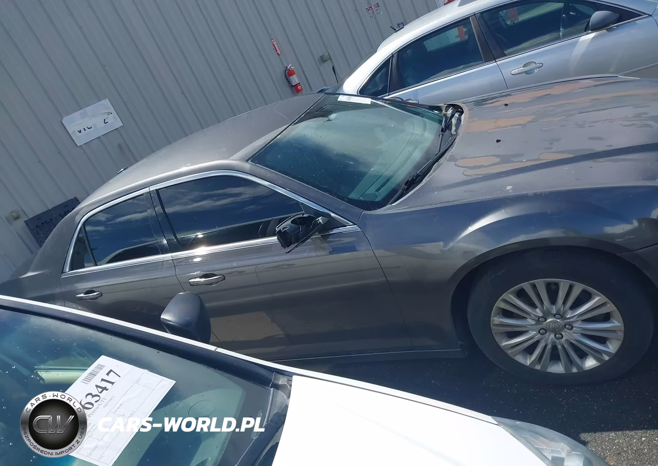 2014 Chrysler 300 VIN:2C3CCARG0EH229103 - 13