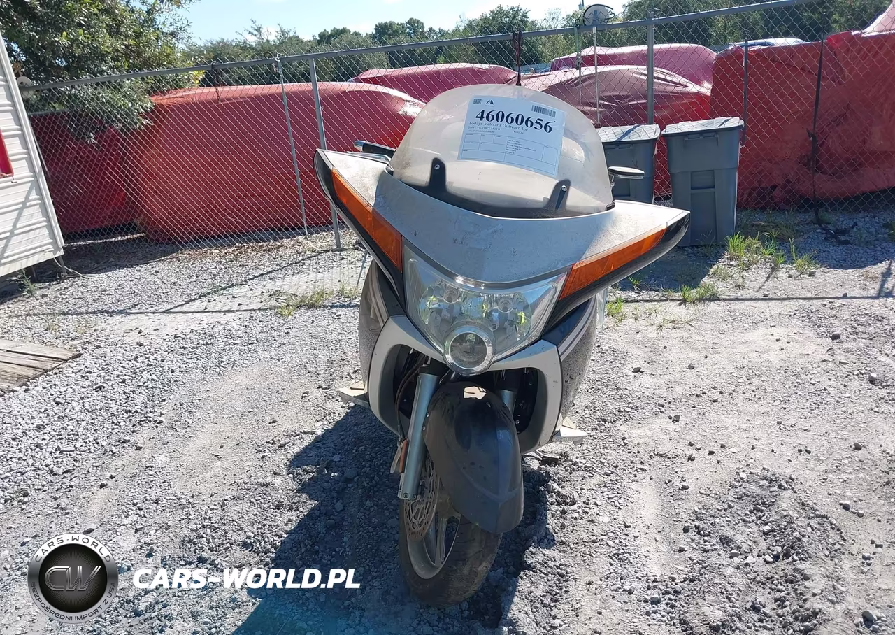 2009 Victory Motorcycles Vision Touring VIN:5VPSD36D293003679 - 5