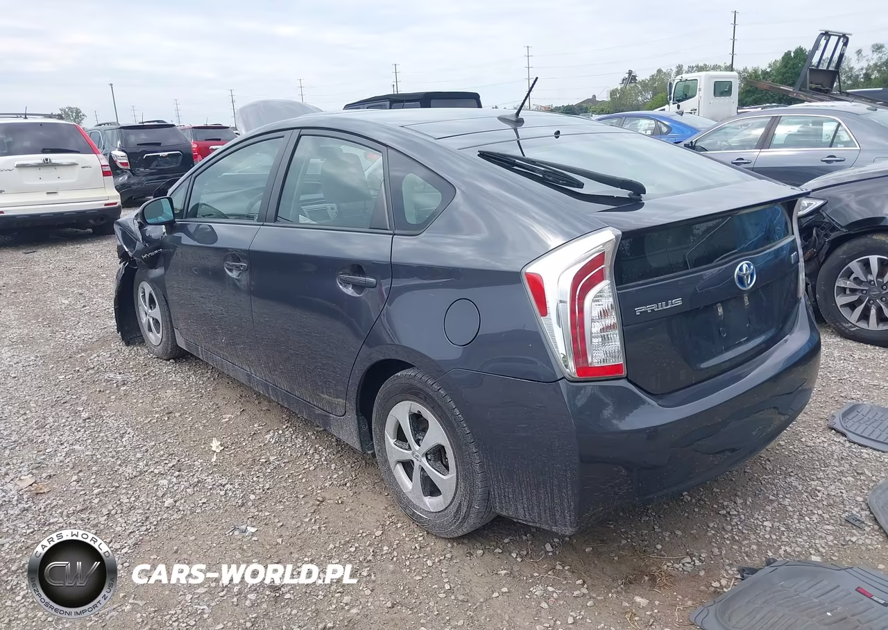 2013 Toyota Prius Three VIN:JTDKN3DU5D5594893 - 3