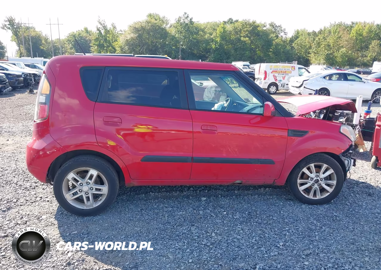 2010 Kia Soul + VIN:KNDJT2A26A7045248 - 12