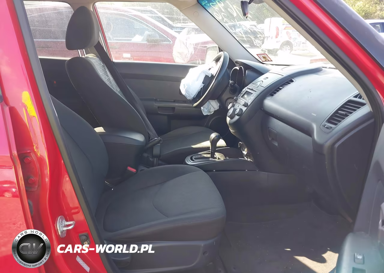 2010 Kia Soul + VIN:KNDJT2A26A7045248 - 5