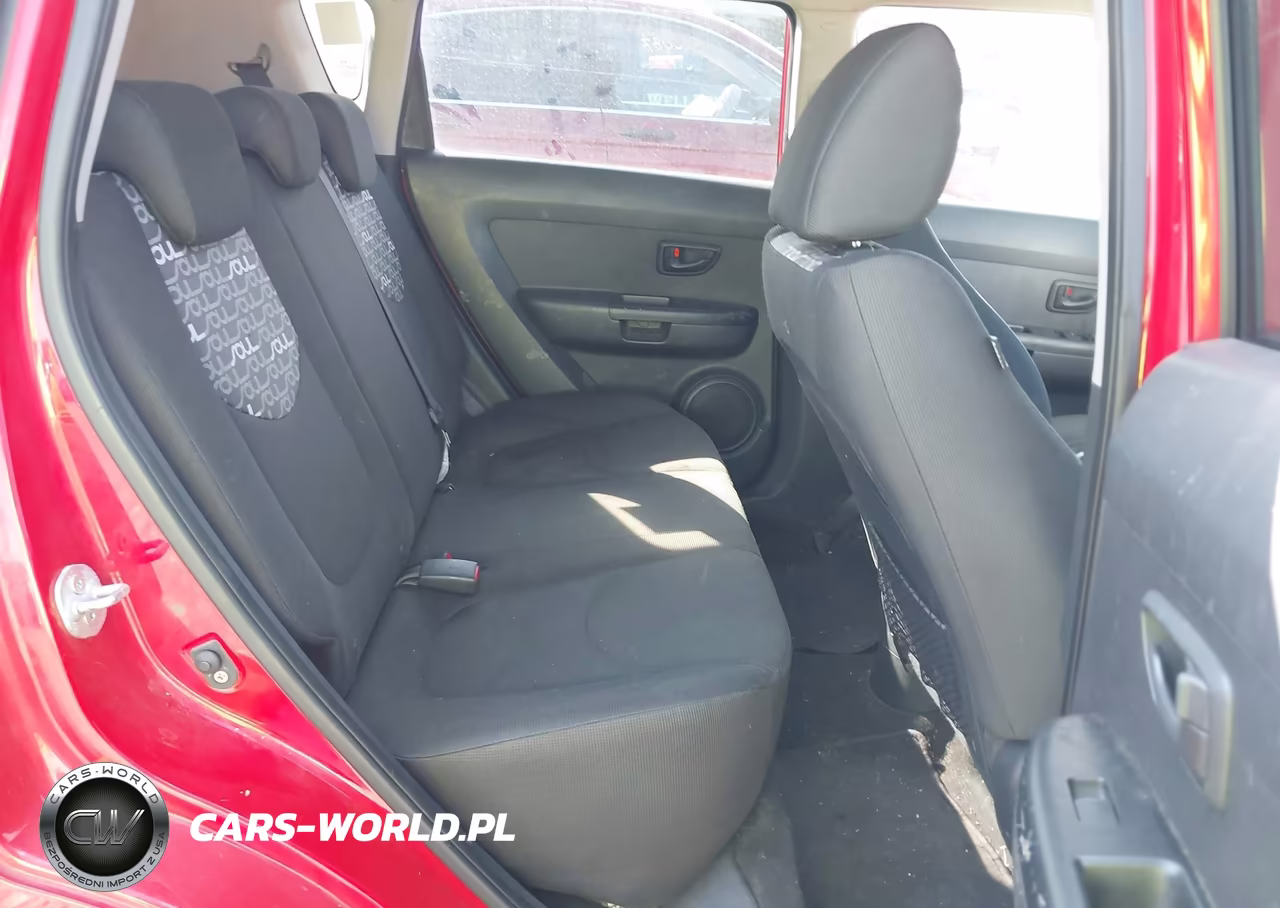 2010 Kia Soul + VIN:KNDJT2A26A7045248 - 8