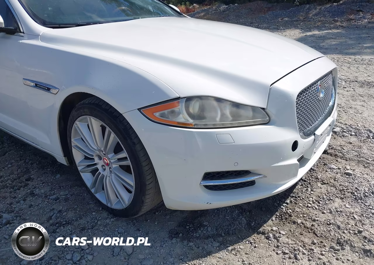 2011 Jaguar Xj Xjl Supercharged VIN:SAJWA2GEXBMV07683 - 12