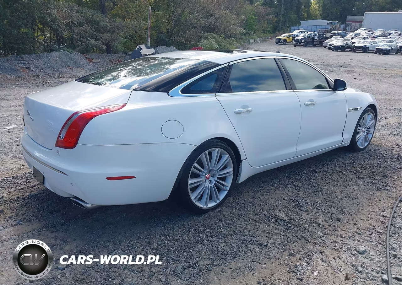 2011 Jaguar Xj Xjl Supercharged VIN:SAJWA2GEXBMV07683 - 4