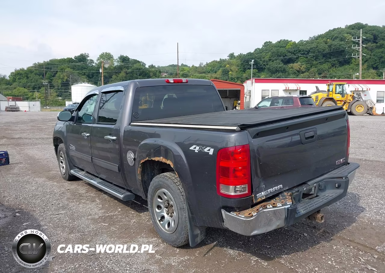 2010 GMC Sierra 1500 Sl VIN:3GTRKUEA6AG270745 - 3