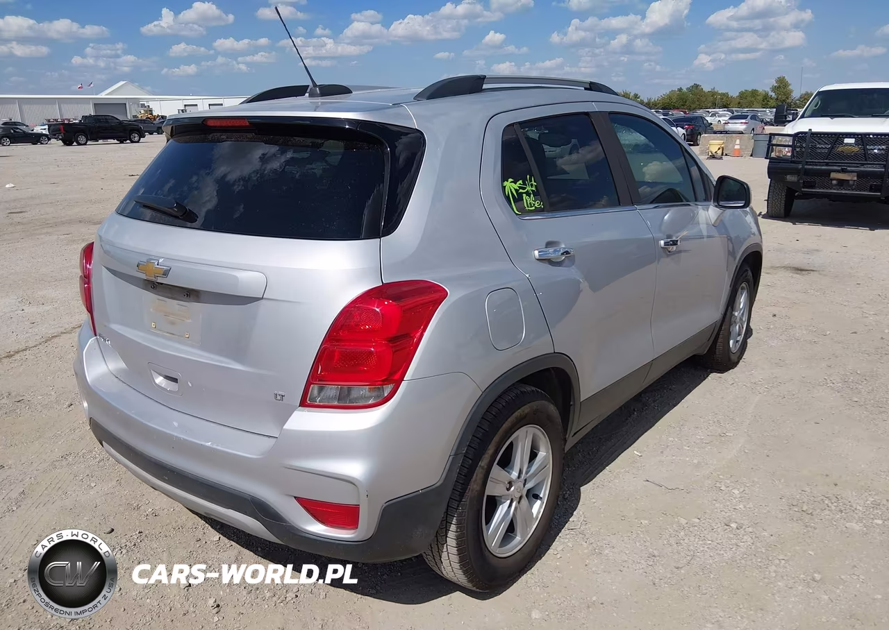 2018 Chevrolet Trax Lt VIN:3GNCJLSB4JL192738 - 4
